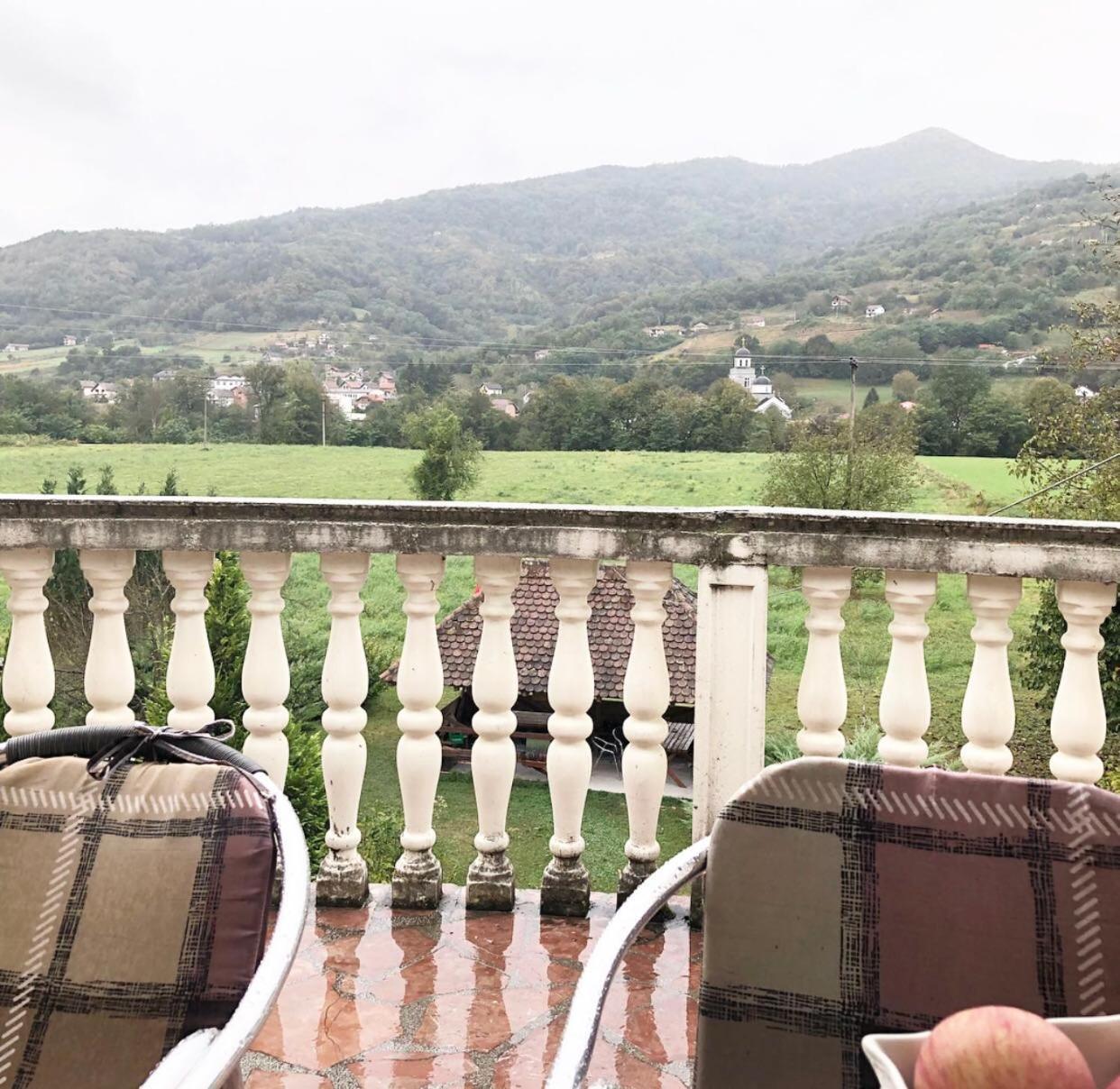 Guest House Aleksandra バイナ・バシュタ エクステリア 写真